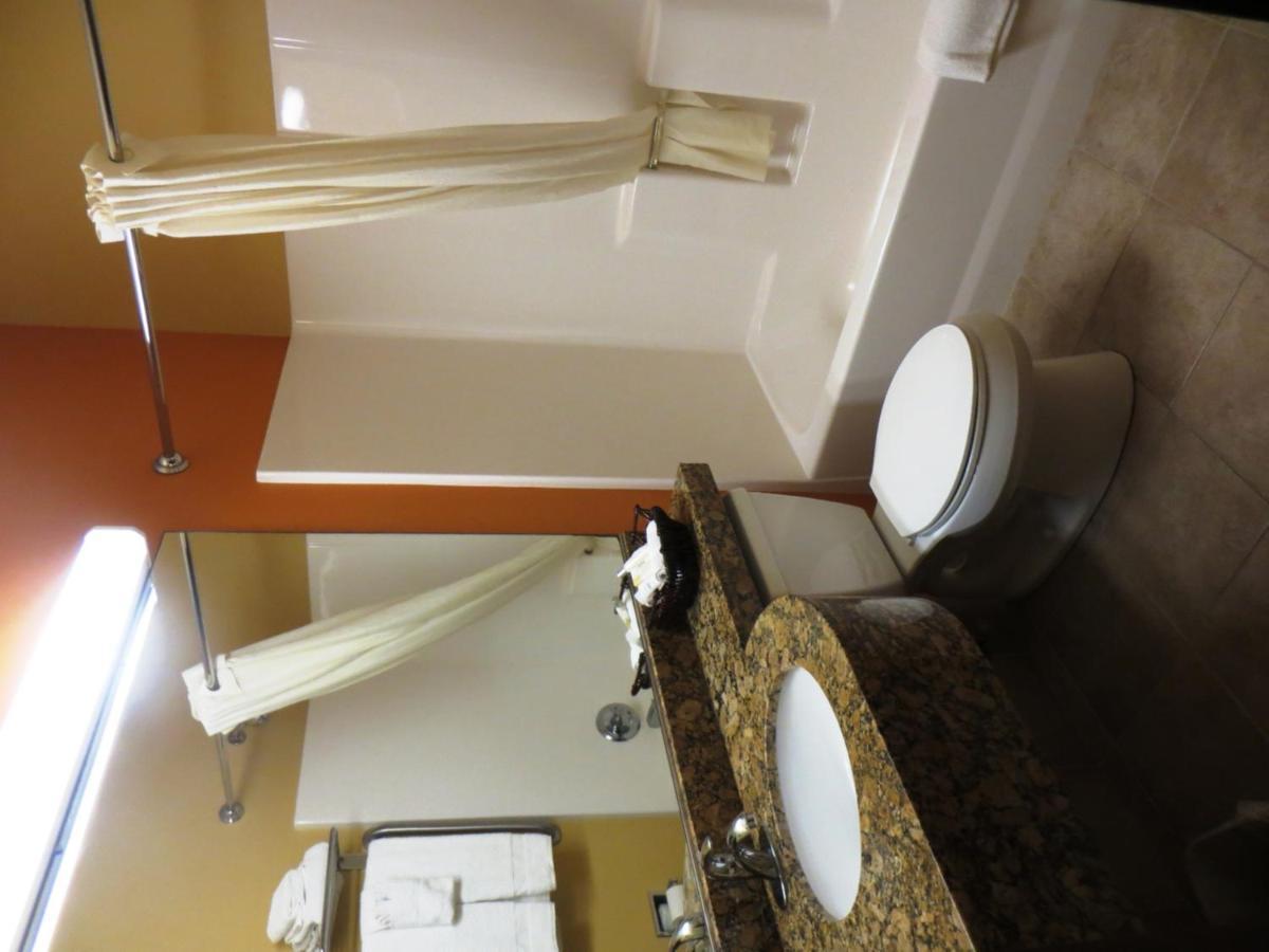 Microtel By Wyndham South Bend Notre Dame University Eksteriør bilde